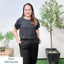 Load image into Gallery viewer, KYLA  BLOUSE 0011-PLAIN BLACK