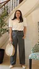 Load image into Gallery viewer, JUANA BLOUSE 0020 - PLAIN WHITE