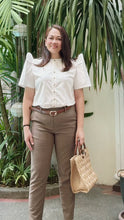 Load image into Gallery viewer, AMIHAN BLOUSE 0011 - PLAIN WHITE